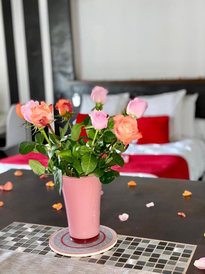 Adsweet Apartment Еперне Екстериор снимка