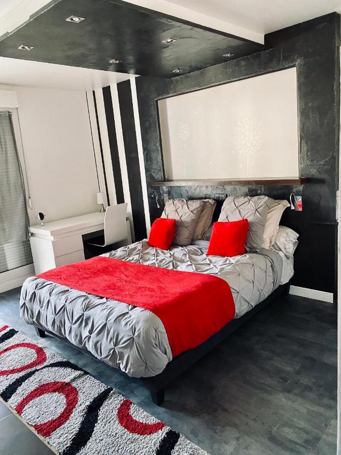 Adsweet Apartment Еперне Екстериор снимка